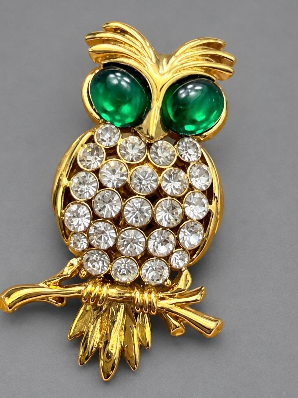 Vintage Coro Owl Brooch with Emerald Green Eyes #cz37